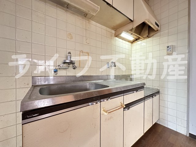 グランメゾン浅田Ⅱのキッチン|きれいなキッチンです