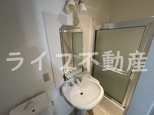 プロシード八戸ノ里の洗面所|忙しい朝には欠かせない洗面所です