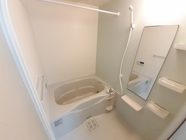 パレ・プリムヴェール　Ⅰの浴室|バス