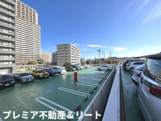 【駐車場】 | 自走式駐車場が隣接しています
