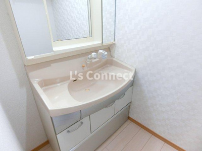 【洗面所】 | コーポ寿 | 独立洗面台もゆとりの大きさです。