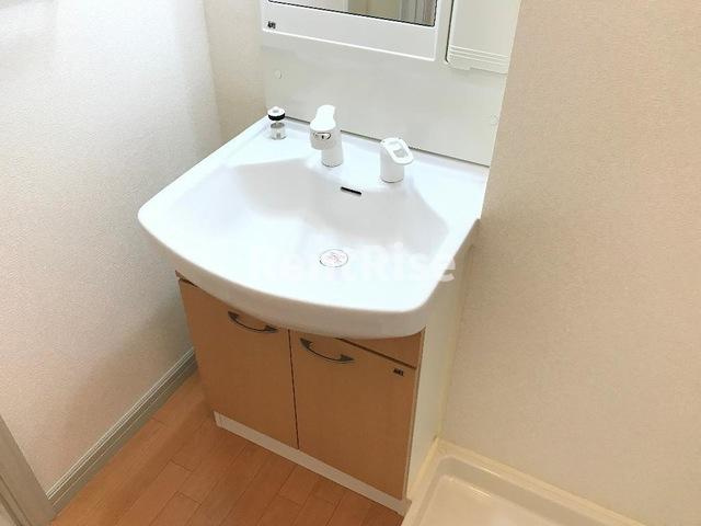 キングス ビレッジＭの独立洗面台|洗髪洗面化粧台