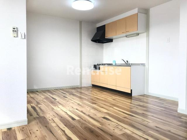 キングス ビレッジＭの居間・リビング|リビング