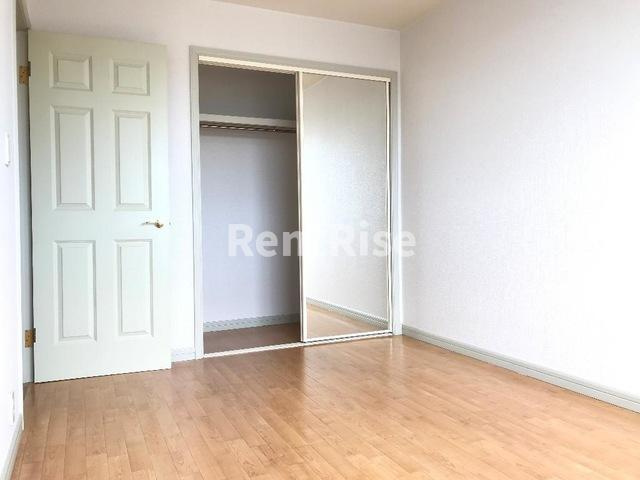 キングス ビレッジＭの洋室|北西洋室