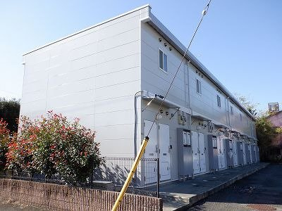 【外観】 | レオパレスリバーサイド本町 | 2022年4月に外壁塗装しました。