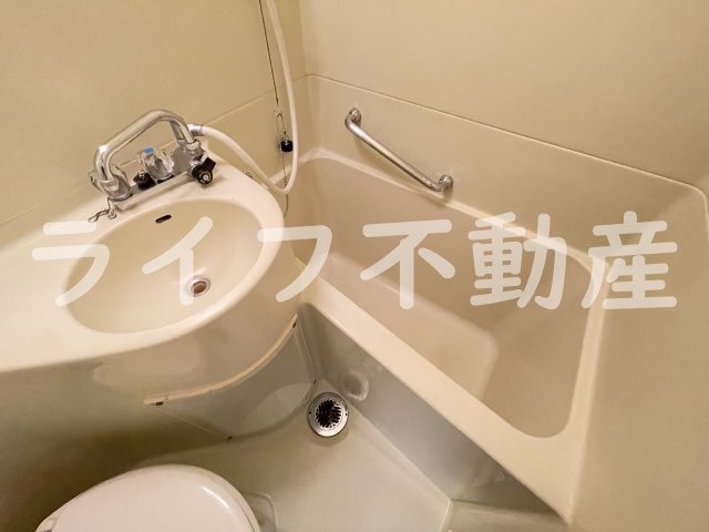 西光園の浴室|コンパクトで使いやすいお風呂です