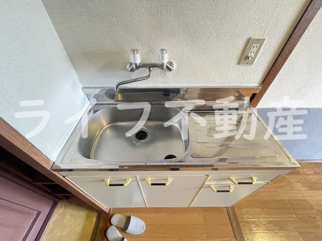 西光園のキッチン|お料理しやすいキッチンです