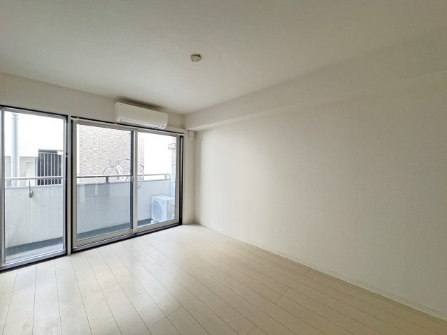 ベルシード京成小岩の洋室