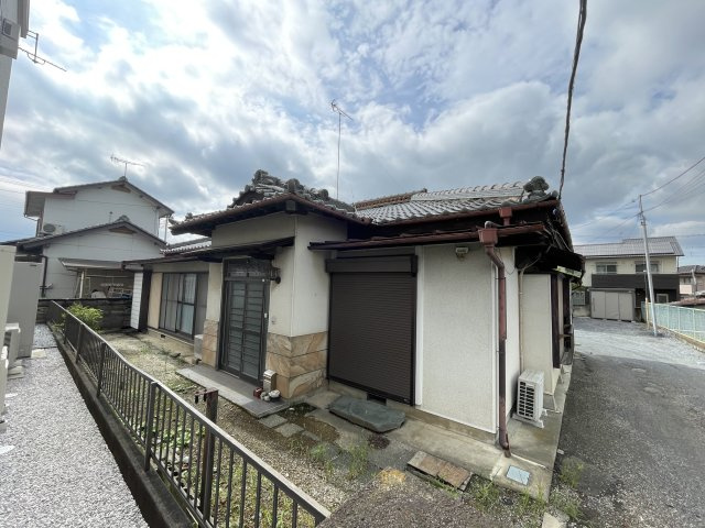 藤岡市藤岡　中古650の外観