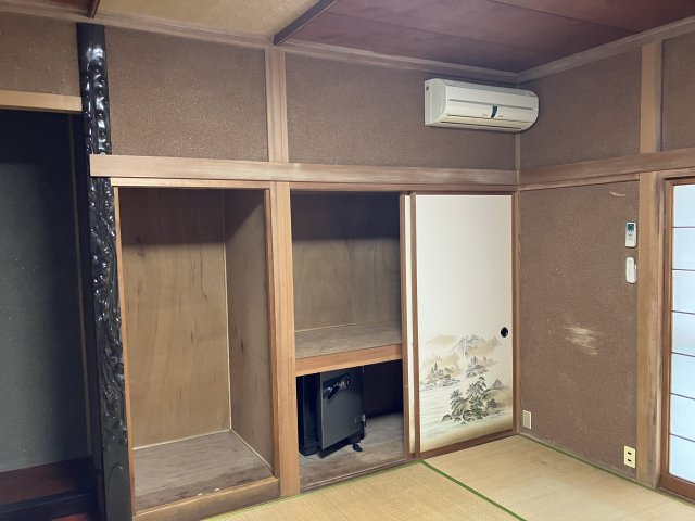 あわら市国影　中古戸建の収納