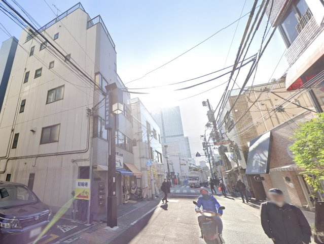 長谷ビルの周辺