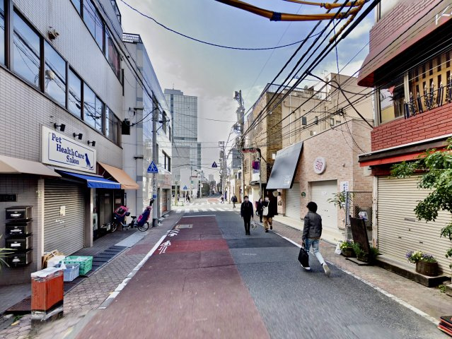 長谷ビルの周辺