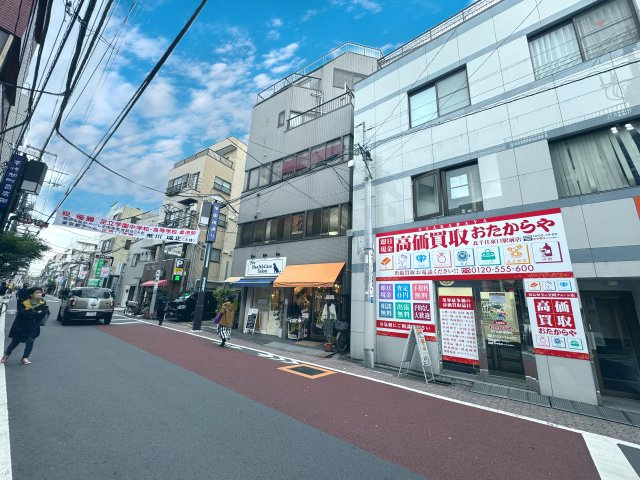 長谷ビルの周辺