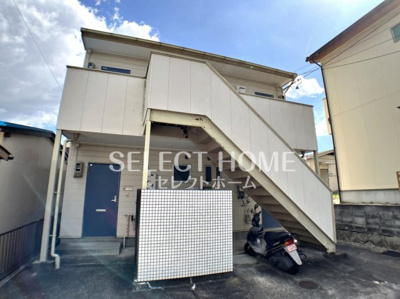 【エントランス】 | マーブル山本 | 清潔なエントランスです