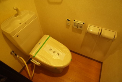 【トイレ】 | コーポサカシタＣ棟 | 温水洗浄便座

