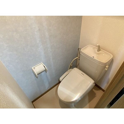 【トイレ】 | サムティ筥崎宮前 | 別号室の写真になります。現況優先。