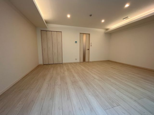 ONE LIGHT坂田町の居間・リビング
