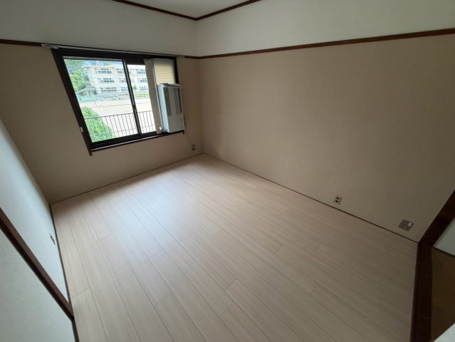 山本マンションの居間・リビング