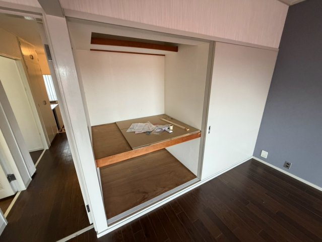 山本マンションの内装