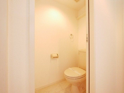 【トイレ】 | コートドール高宮 | 別号室の写真になります。現況優先。