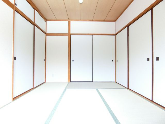 ロイヤルガーデン長野の和室