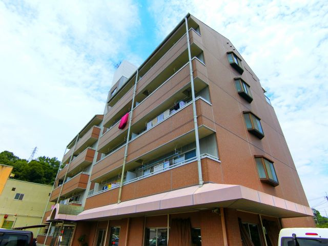 ロイヤルガーデン長野