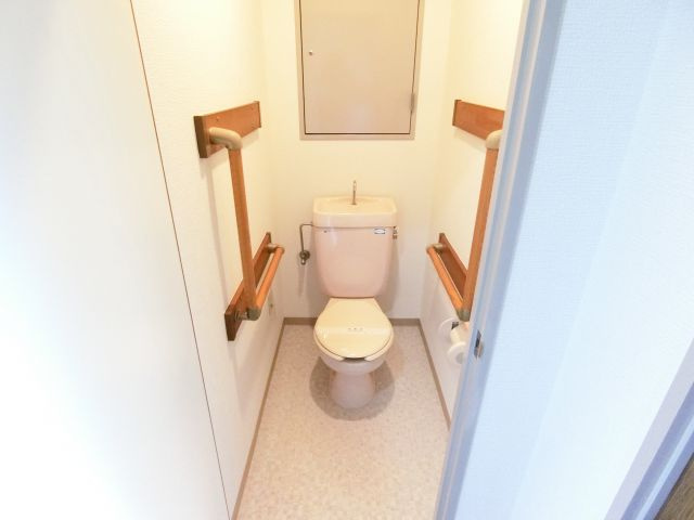 ロイヤルガーデン長野のトイレ