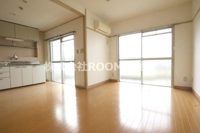 メゾンド妻ヶ丘の居間・リビング|おしゃれなリビングです