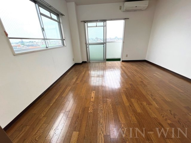 コスモベルテの居間・リビング