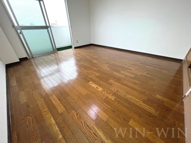 コスモベルテの洋室