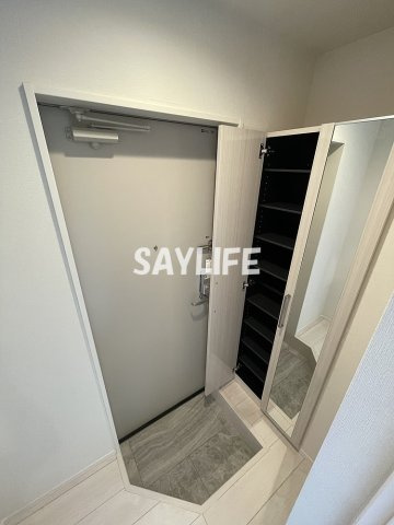 パレスケープの玄関