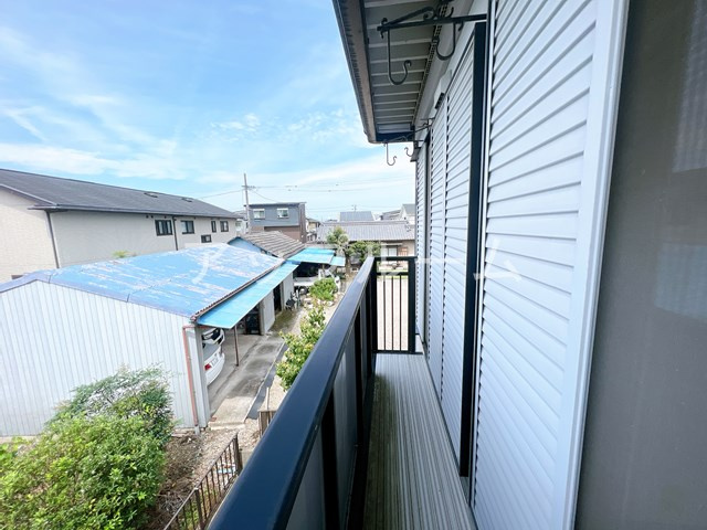 メゾンドール小木のバルコニー