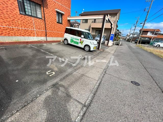 キャッスルプラザの駐車場