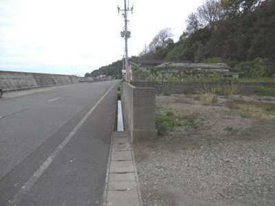 【前面道路含む現地写真】 | 八峰町八森滝の間・売地