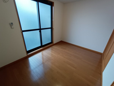 【居間・リビング】 | レオパレスハナテン２番館 