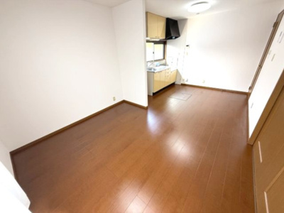 【居間・リビング】 | プラザシャルムA