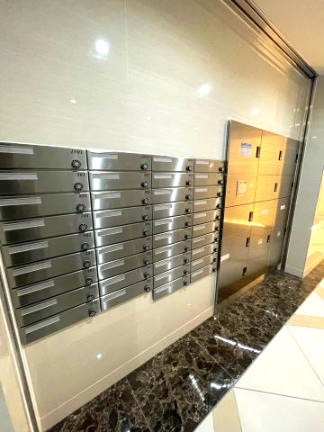 Luxe門真のロビー