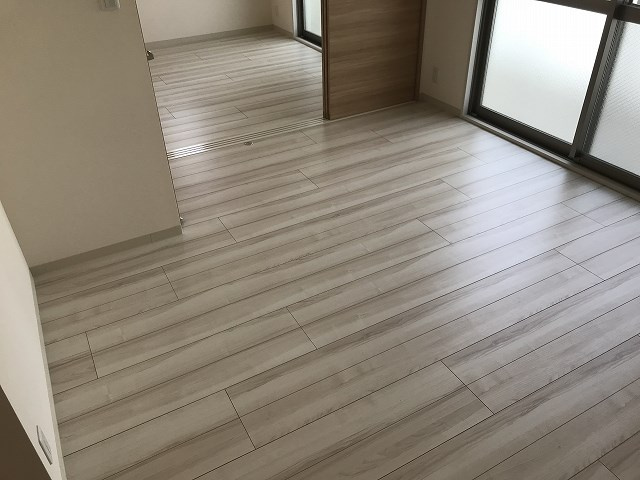 【居間・リビング】アンジュ京都天神川