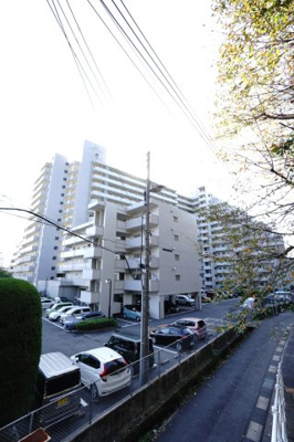 【外観】 | 【上質リノベ】サーパスタウン大町3番館 | 現地（2023年11月7日9：00頃）撮影