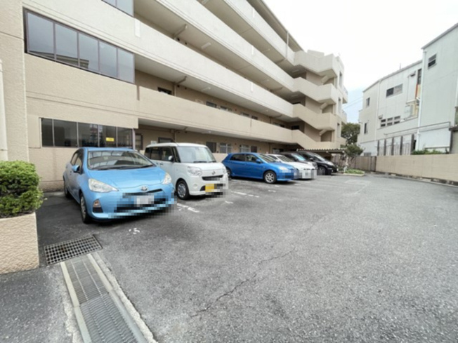【駐車場】 | 豊中緑丘パークマンション | エイブルだけのお得なサービス、ご用意しております。詳細は、お気軽に当社までお問合せ下さいませ！
