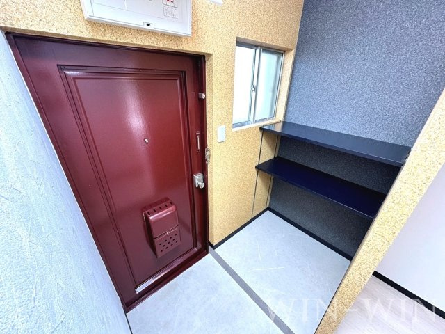 ハイツ東小浜の玄関