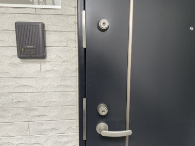 【玄関】 | QuatreSaisons井尻 | 別号室の写真になります。現況優先。