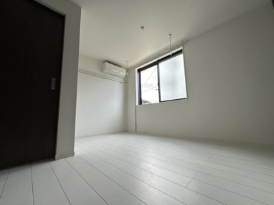 【居間・リビング】 | ベイルーム京急久里浜