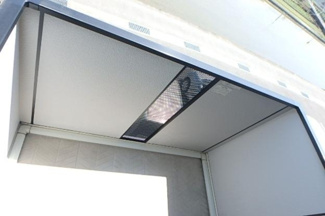 【バルコニー】 | セリバテール | バルコニーからの眺めを楽しみながら食事をしませんか