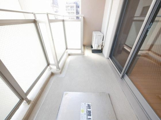 レジディア谷町のバルコニー