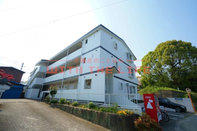 エトランゼ宮本Ⅲ【キャッシュバック対象物件】の外観|外観もきれいです