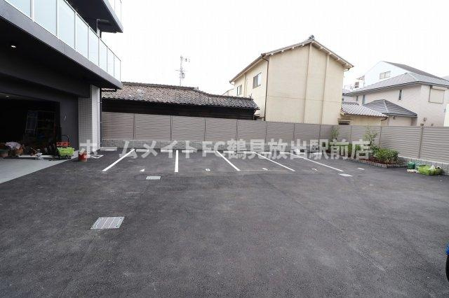 スワンズシティ大阪城コスタの駐車場