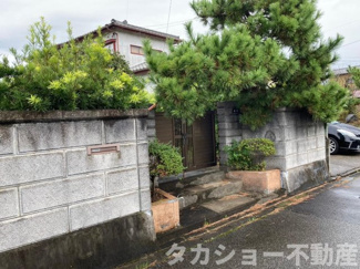 【前面道路含む現地写真】