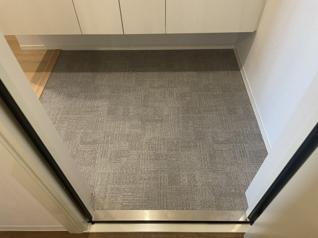 Crest垂水の玄関