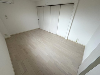 【洋室】 | クリエオーレ高見の里